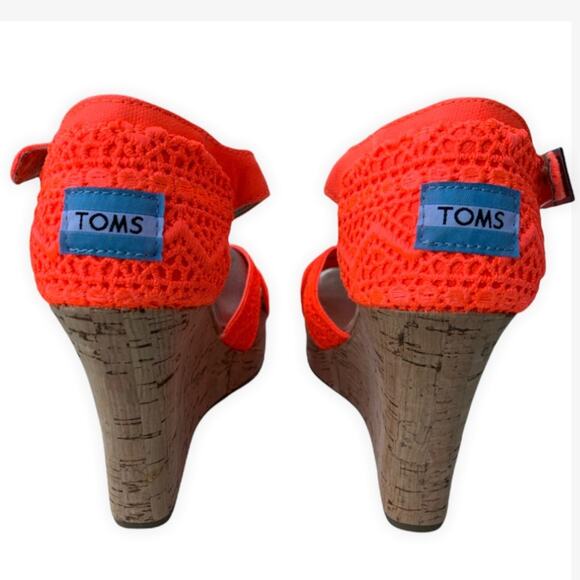 Toms Neon Orange Wedges Size 6 - Picture 3 of 7
